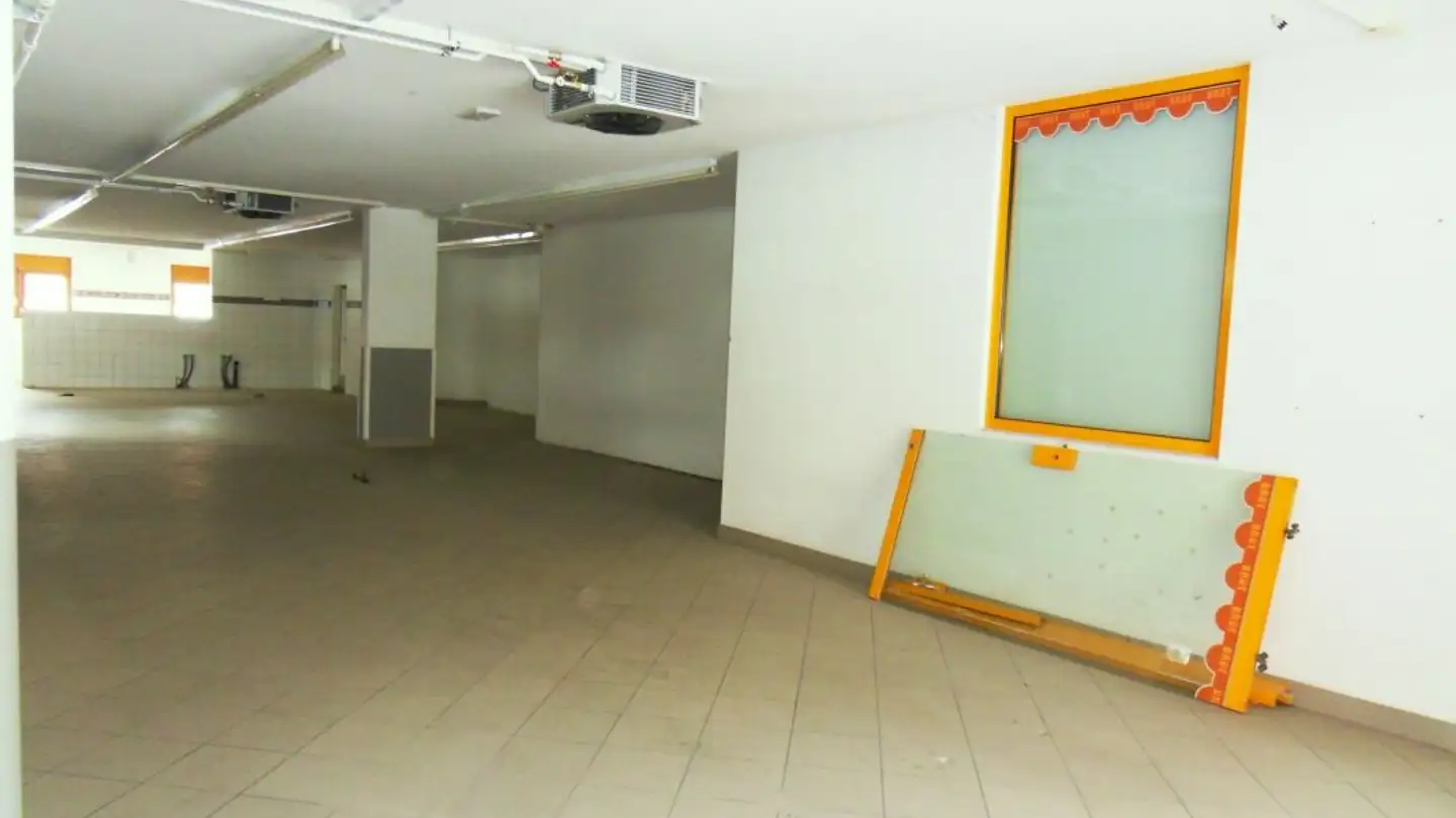 Negozio in vendita - Dorfstrasse 2, 3999 Oberwald - Photo 2