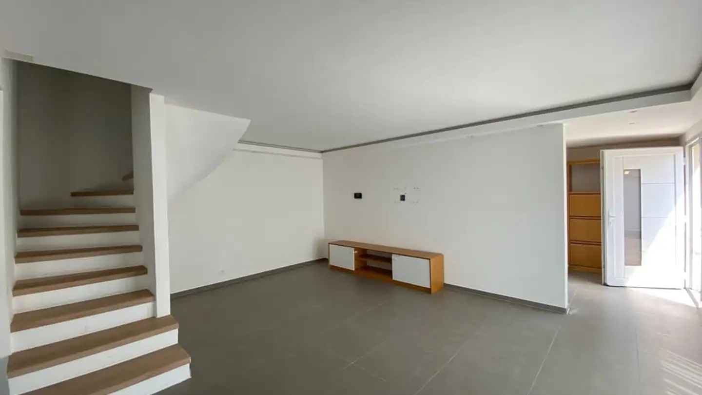 Single house for rent - Chemin Du Stand 4, 1042 Bettens - Photo 3