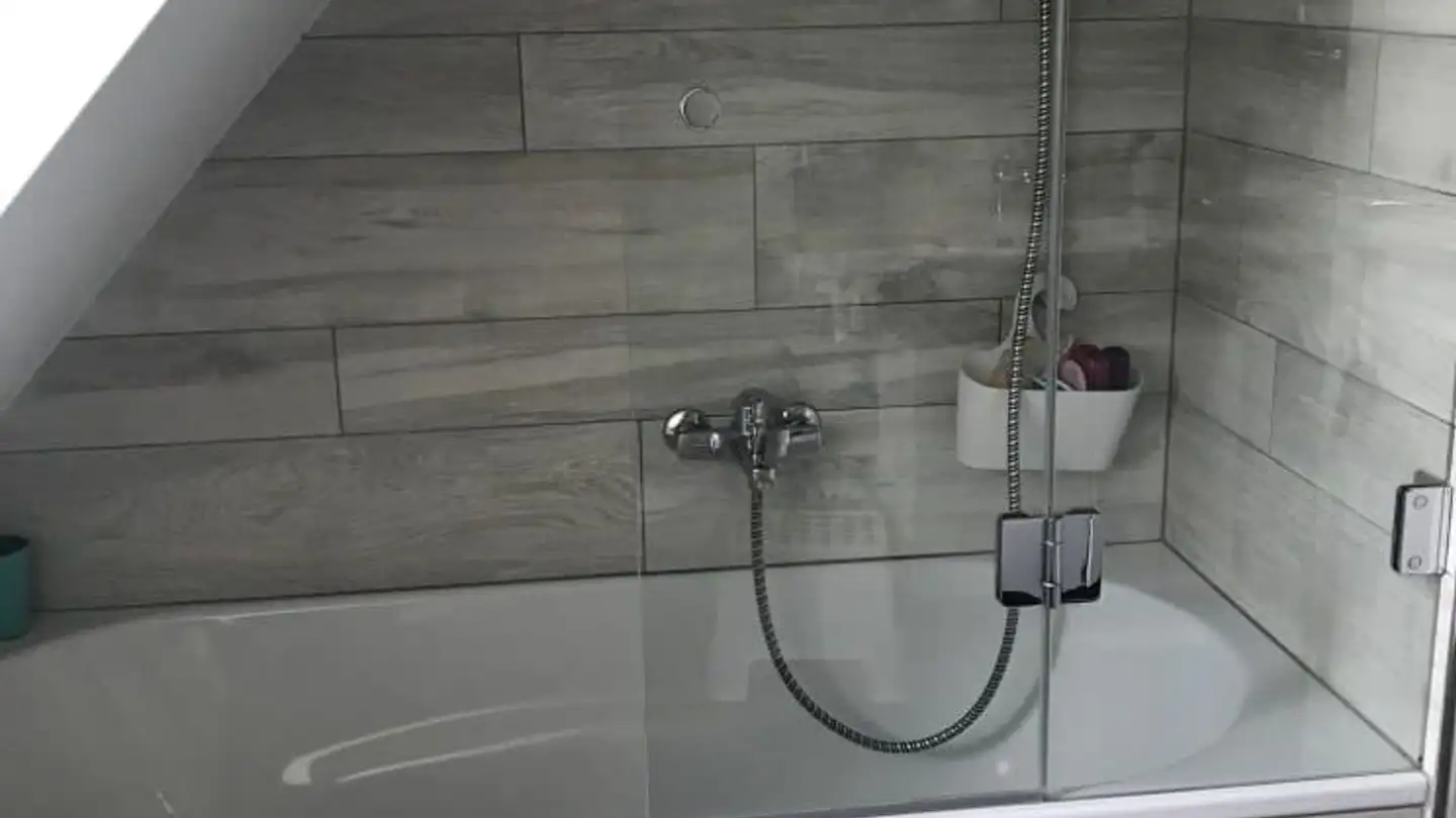 Attique à louer - Hauptstrasse 41, 4104 Oberwil BL - Photo 3