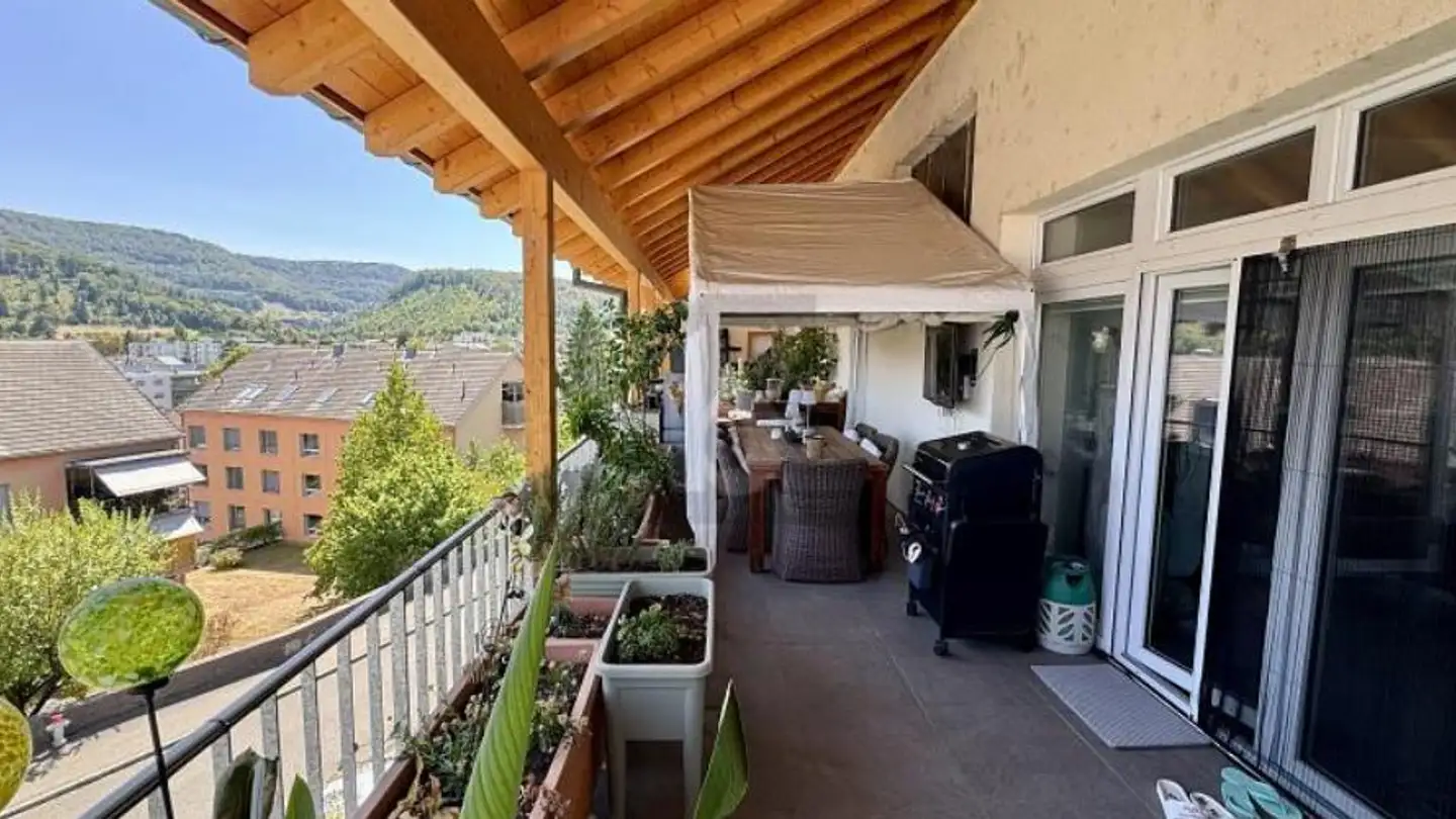 Apartment for rent - 4147 Aesch BL