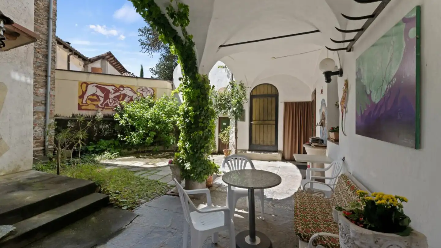 Single house for sale - Piazza Da Sóra 1, 6997 Sessa