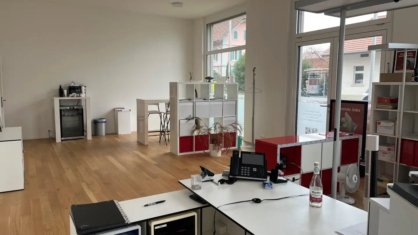 Bürofläche mieten - Kirchenfeldstrasse 34, 3250 Lyss - Foto 2