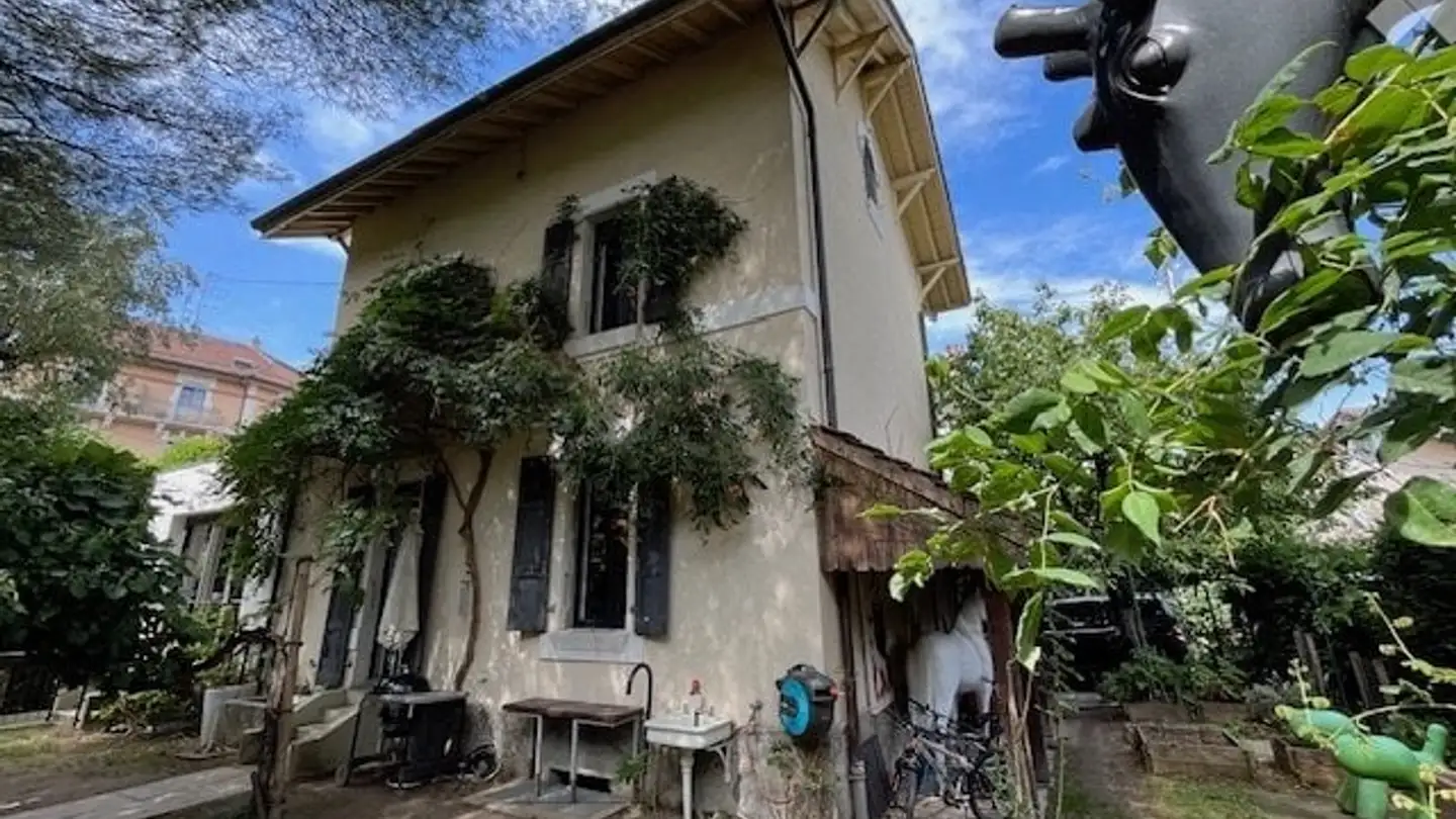 Single house for rent - 1208 Genève