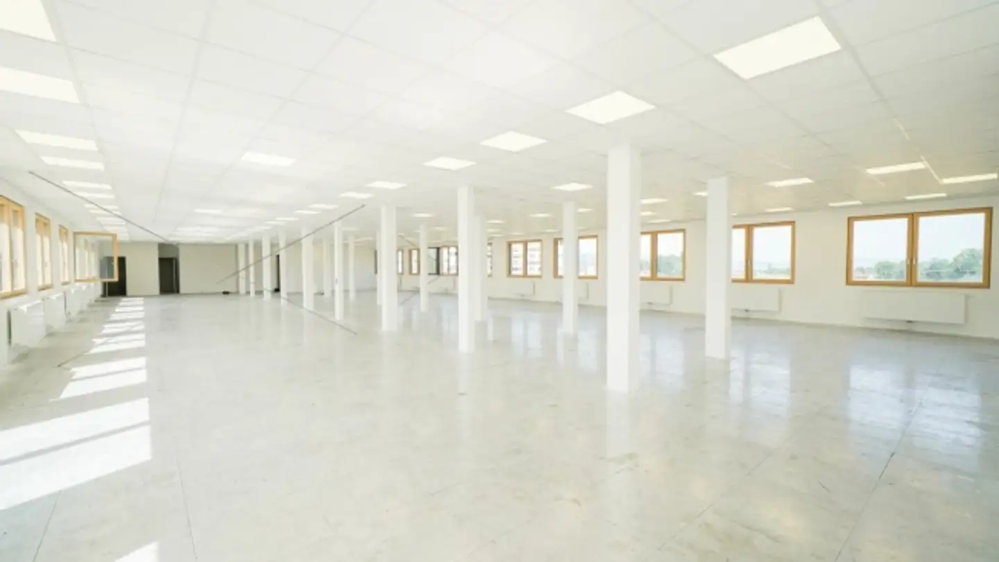 Spazio ufficio in affitto - Industriestrasse 1, 6203 Sempach Station - Photo 2