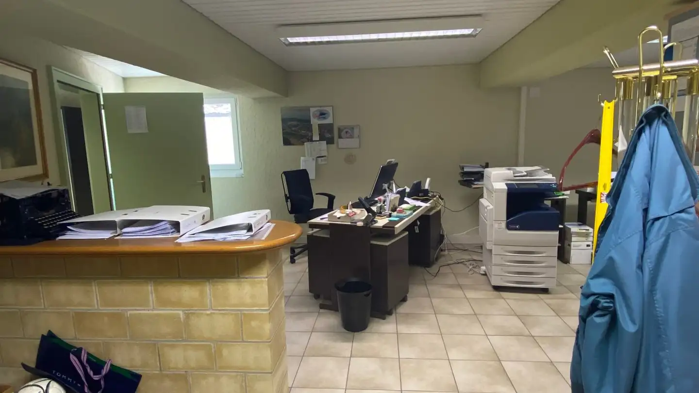 Shop for rent - Chemin Des Polonais 30, 2016 Cortaillod