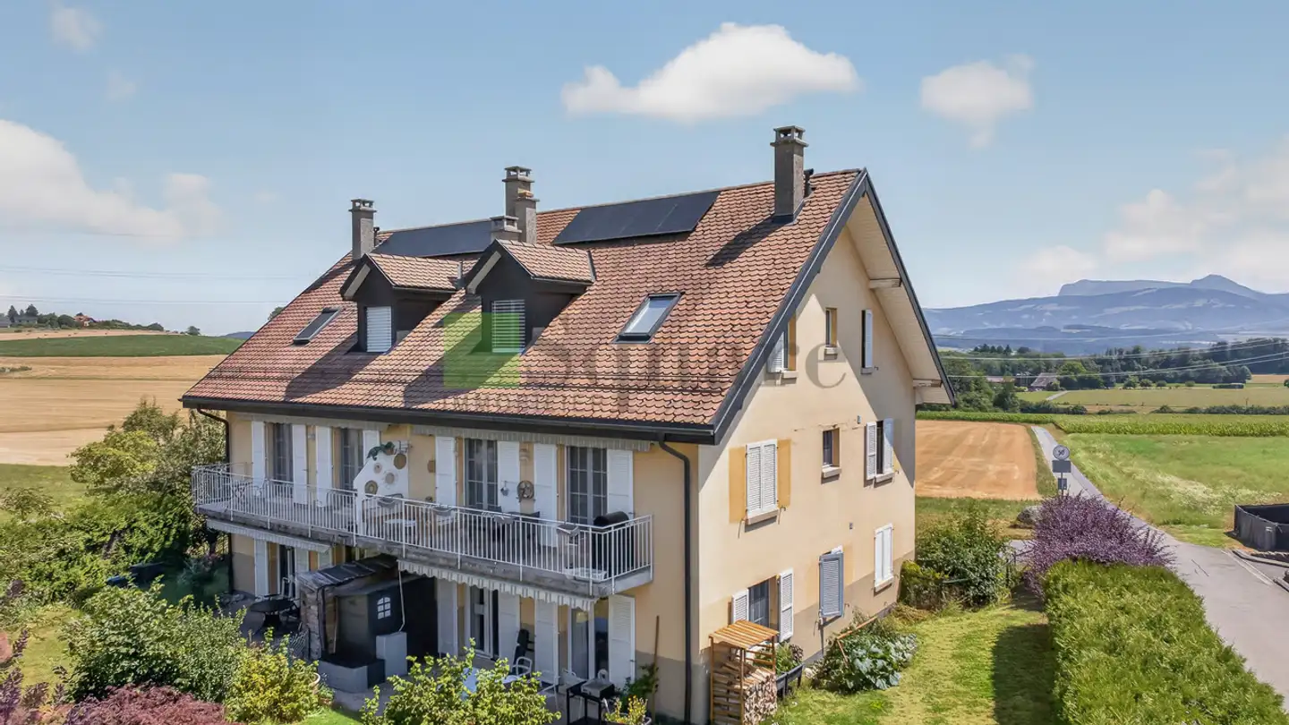 Duplex à vendre - 1077 Servion