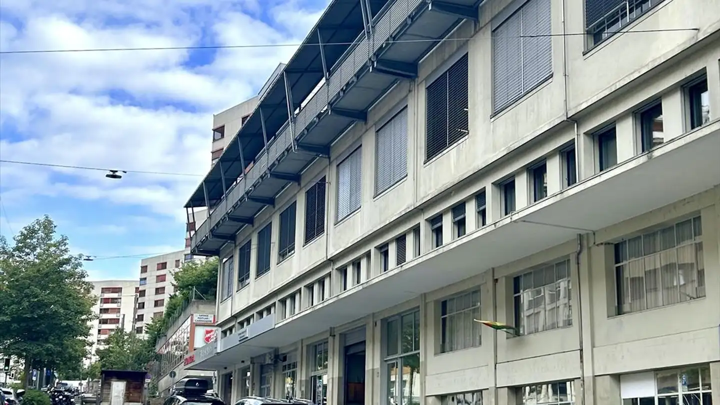 Parkplatz im Freien mieten - Rue De La Borde 12, 1018 Lausanne