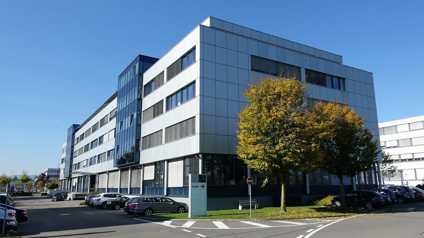 Bürofläche mieten - Hinterbergstrasse 22, 6312 Steinhausen