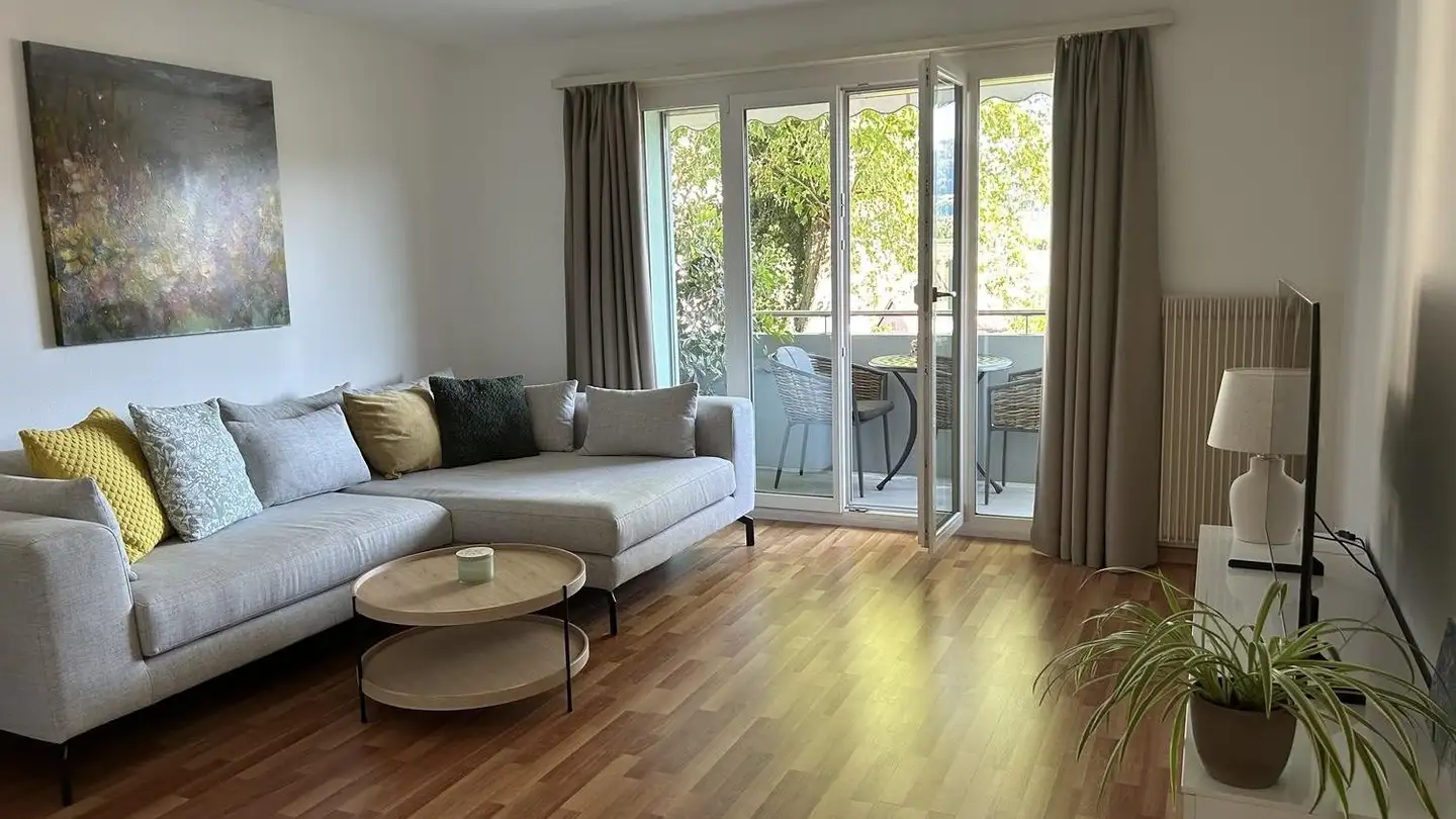 Appartement à louer - 4242 Laufen
