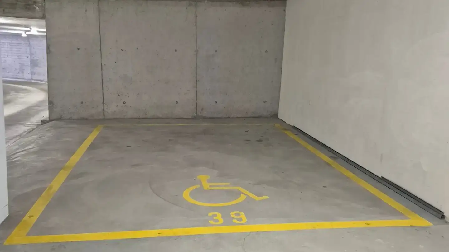 Tiefgaragenstellplatz kaufen - Bifangweg 2, 5432 Neuenhof - Foto 2