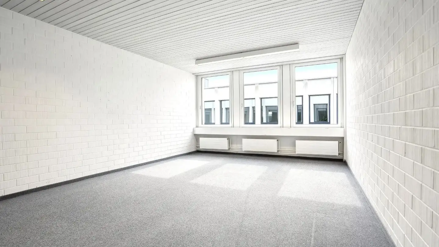 Spazio ufficio in affitto - Grindelstrasse 6, 8303 Bassersdorf - Photo 3