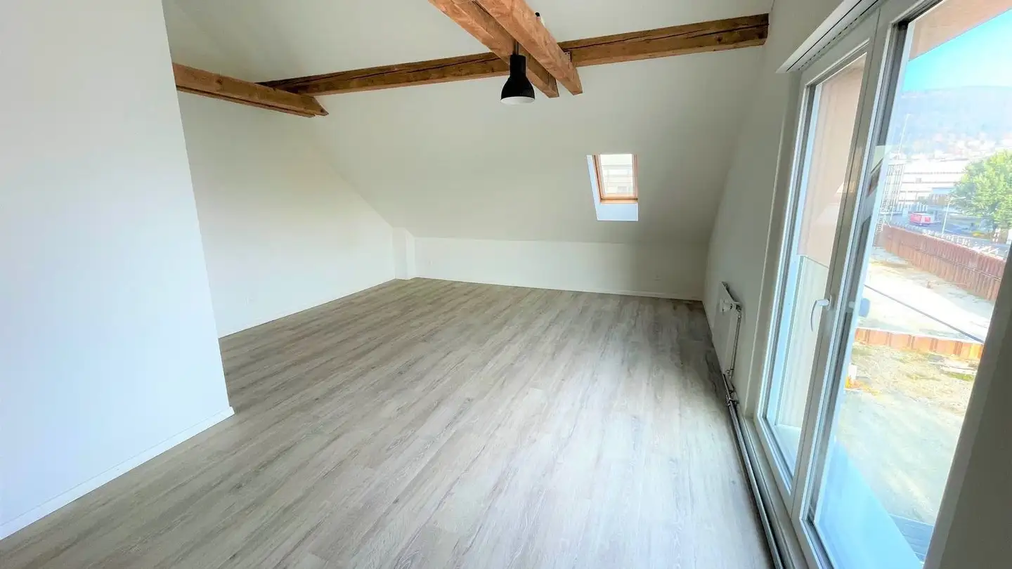 Attic flat for rent - Rue De La Gabelle / Salzhausstrasse 11, 2503 Biel/Bienne - Photo 3