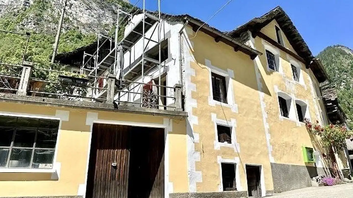 Residential building for sale - 6695 Piano di Peccia