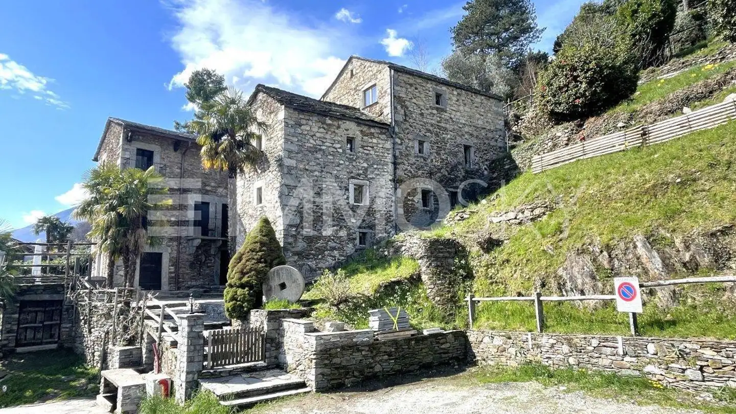 Einfamilienhaus kaufen - 6614 Brissago