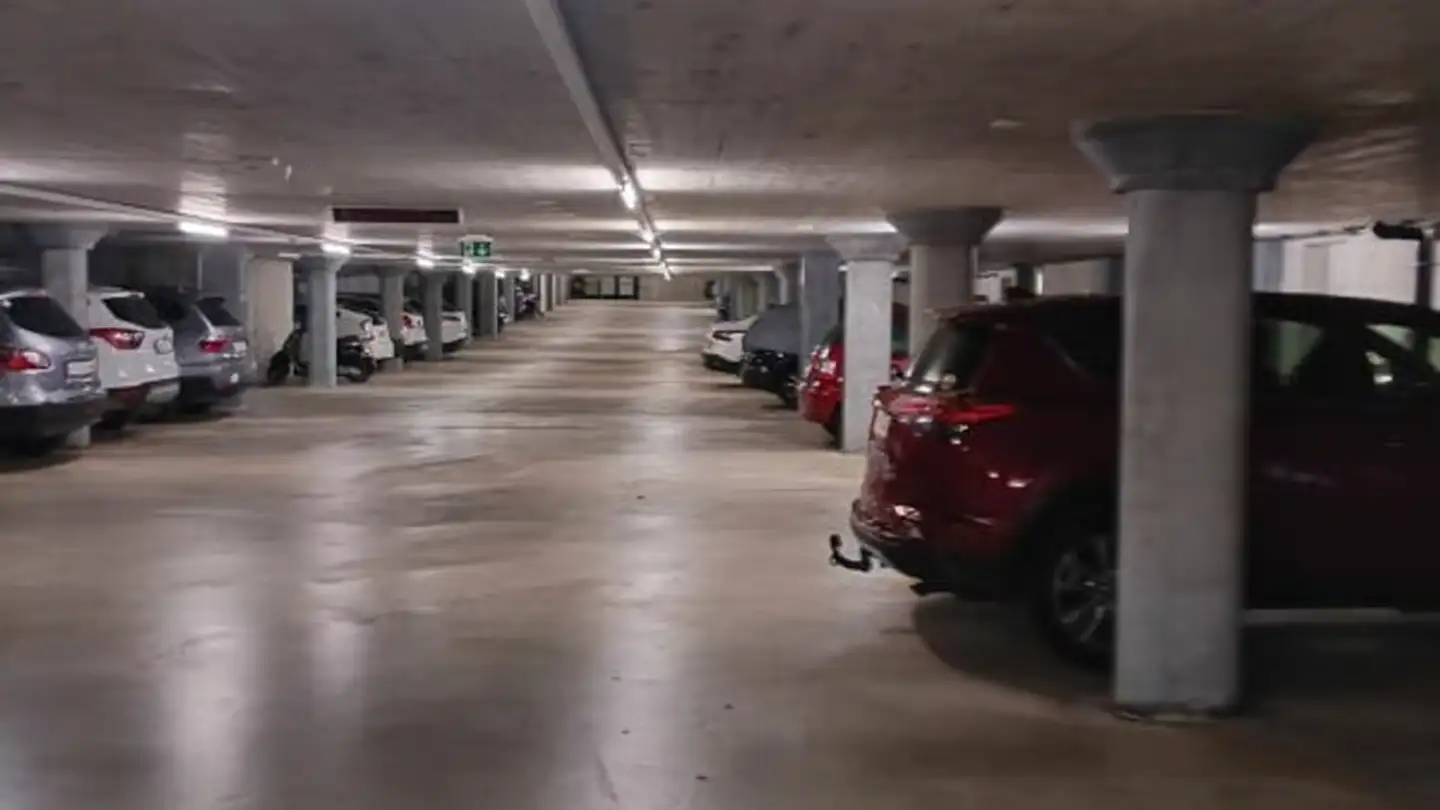 Garage singolo in affitto - Allée Johann-Heinrich-Pestalozzi / Johann-Heinrich-Pestalozzi-Allee 103, 2503 Biel/Bienne