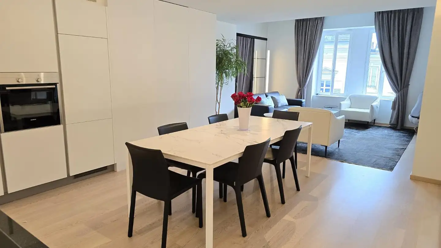 Loft à louer - Avenue Du Casino 10, 1820 Montreux