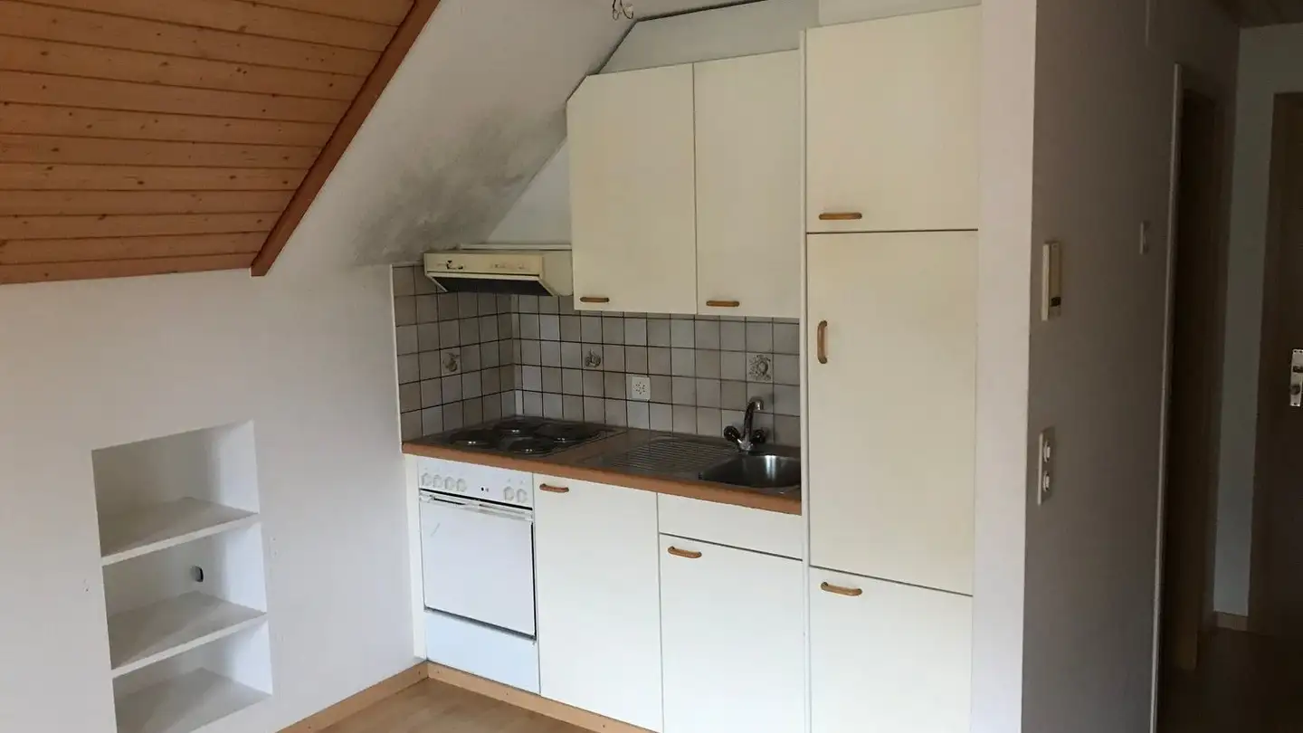 Dachgeschosswohnung mieten - Schwalbenstrasse 12, 8374 Dussnang - Foto 2