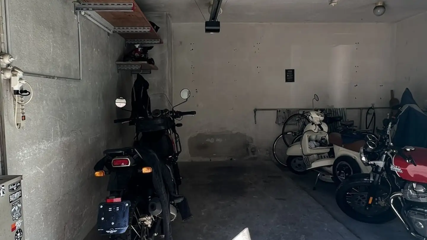Single garage for rent - 8055 Zürich