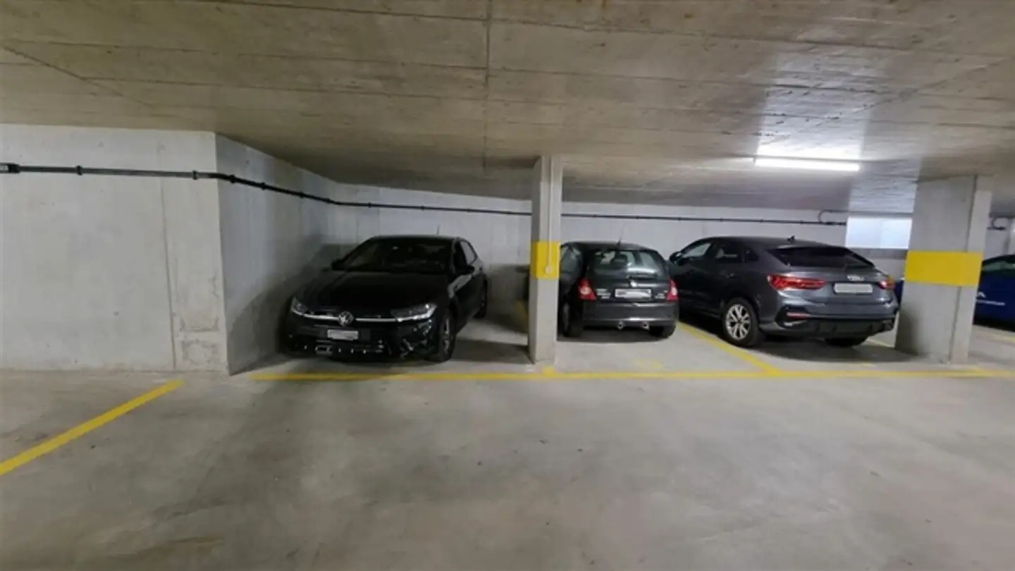 Parkplatz im Freien kaufen - Dorfstrasse 3, 3504 Niederhünigen - Foto 3