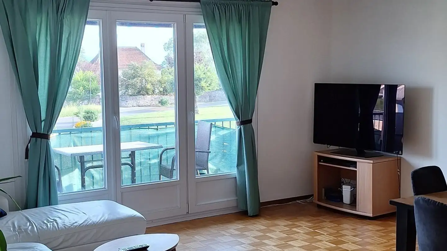 Chambre à louer - 1166 Perroy
