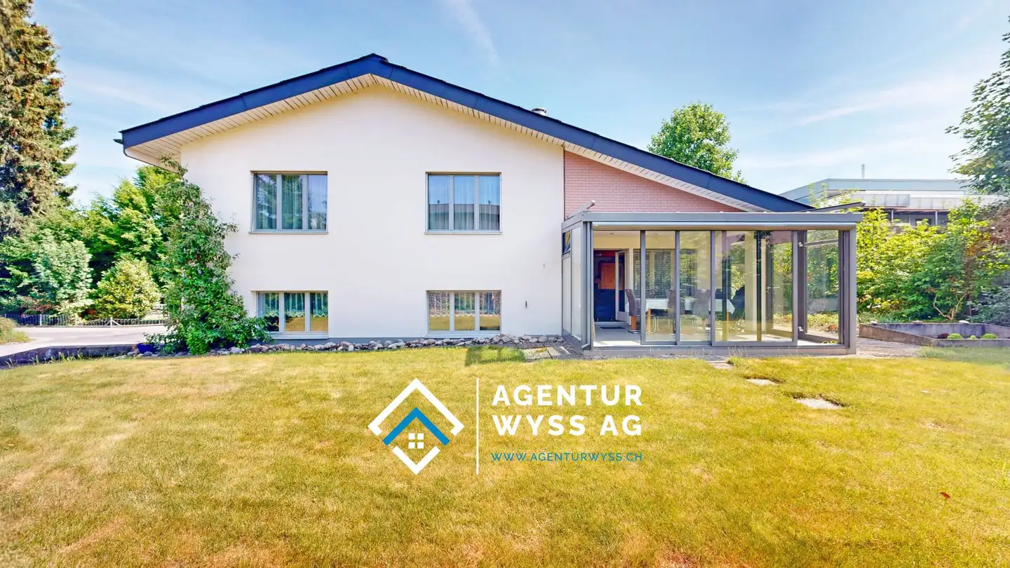 Single house for sale - Meisenweg 10, 4950 Huttwil