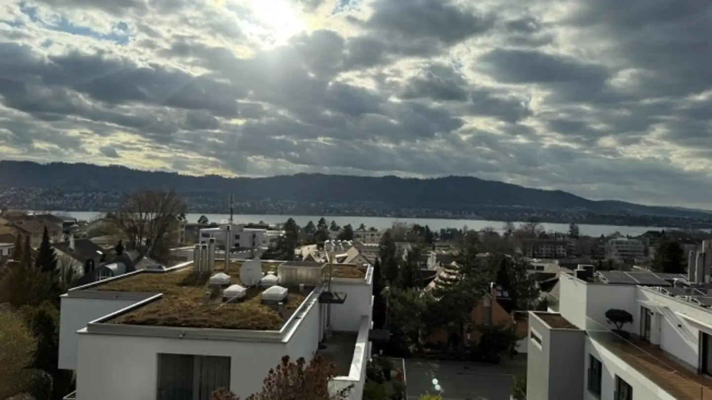 Einfamilienhaus mieten - Wybüelstrasse 14, 8702 Zollikon