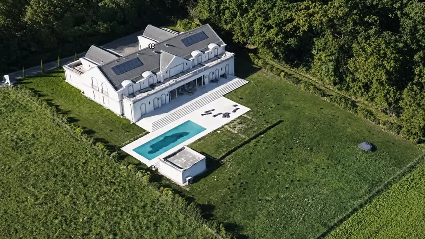 Casa singola in vendita - 1299 Crans-près-Céligny