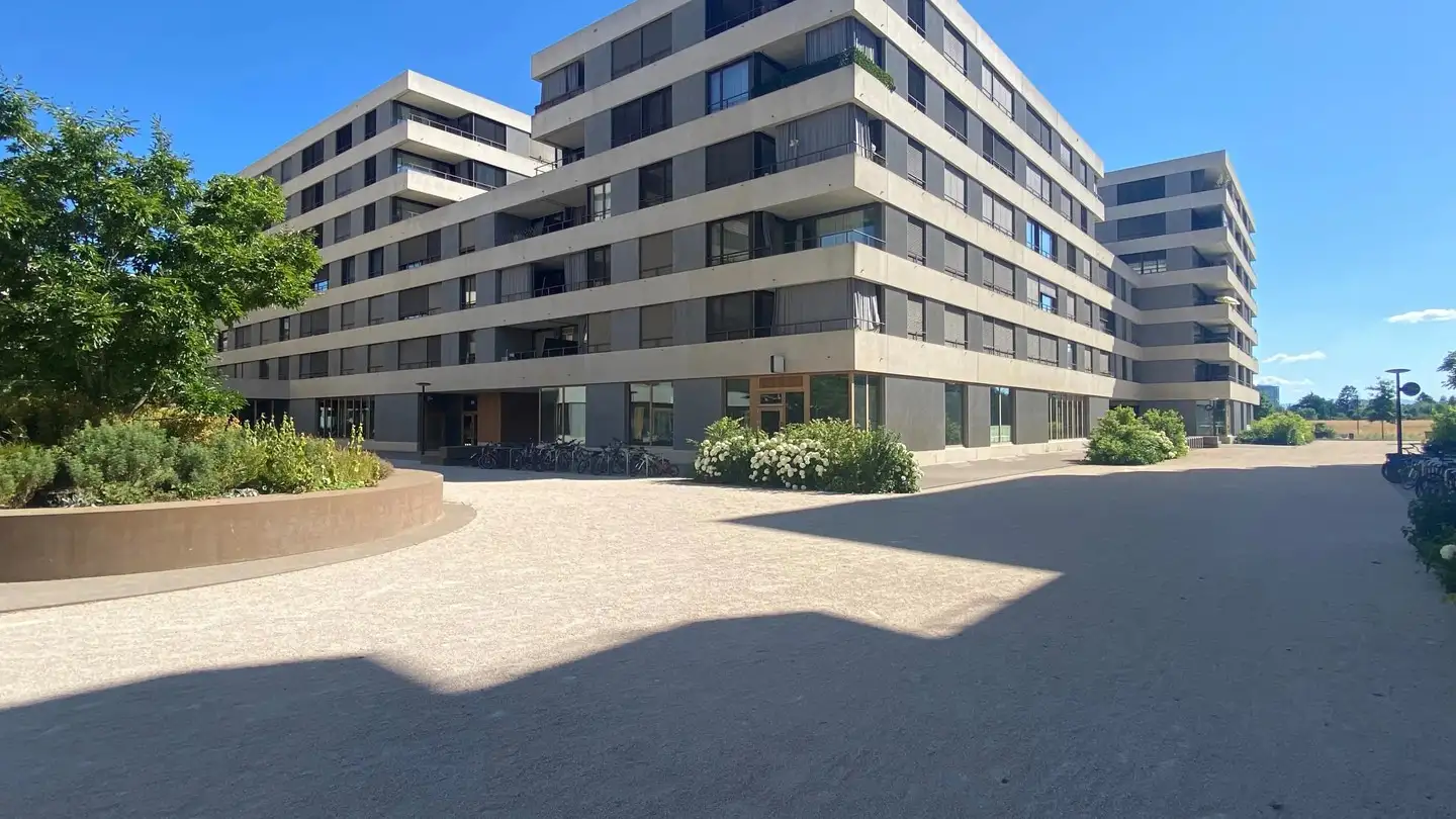 Negozio in affitto - Place Du Dizenier 1, 1226 Thônex