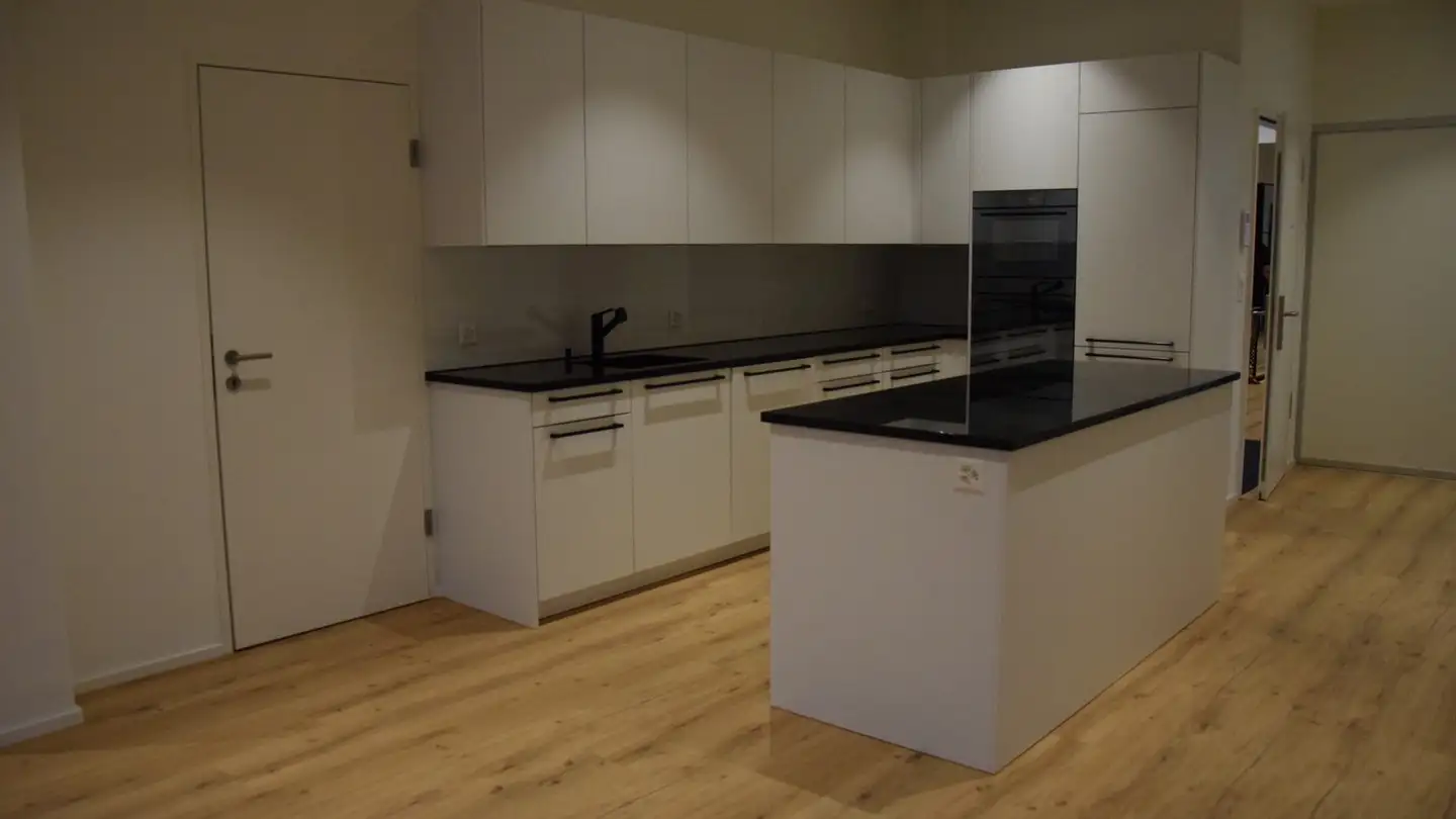 Apartment for rent - Albisriederstrasse 80a, 8003 Zürich - Photo 2