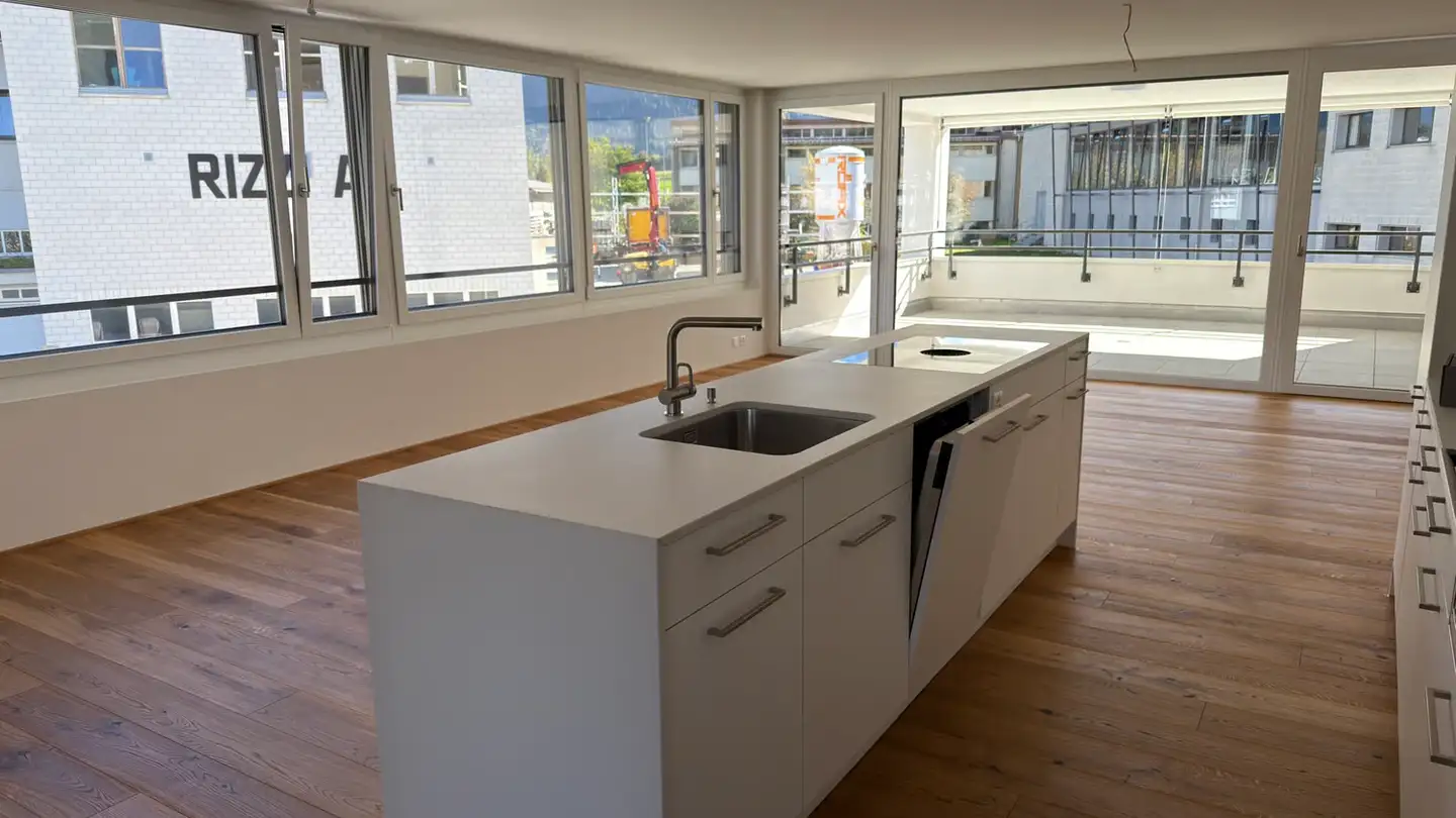 Apartment for rent - 7408 Cazis - Photo 2