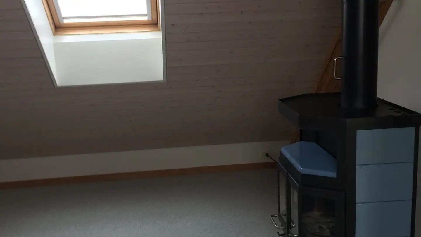 Dachgeschosswohnung mieten - Schwalbenstrasse 8, 9000 St. Gallen - Foto 4