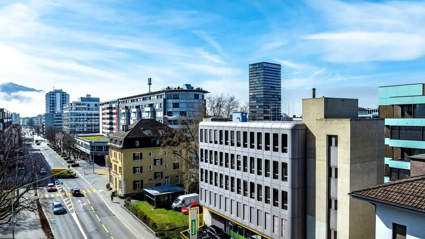 Shop for rent - Baarerstrasse 69, 6300 Zug