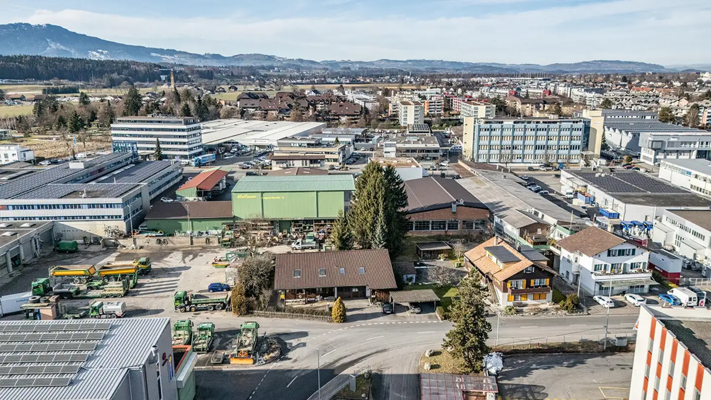 Gewerbe kaufen - Schorenstrasse 58, 3645 Gwatt (Thun) - Foto 3