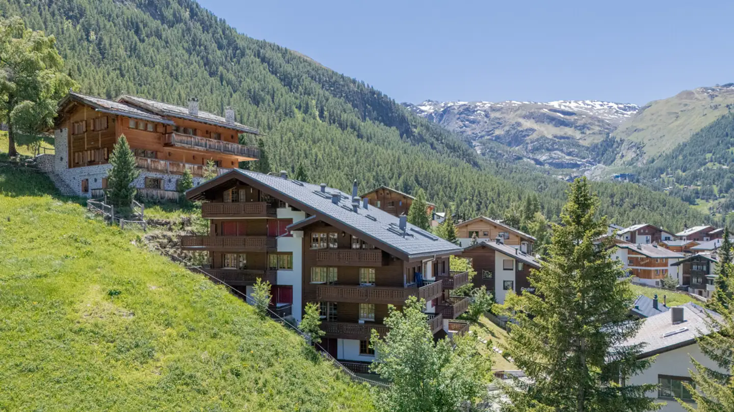 Apartment for sale - 3920 Zermatt - Photo 2