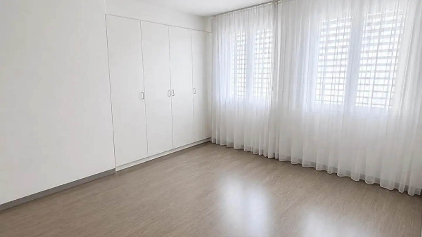 Apartment for rent - Via Scherrat 20, 7013 Domat/Ems - Photo 3