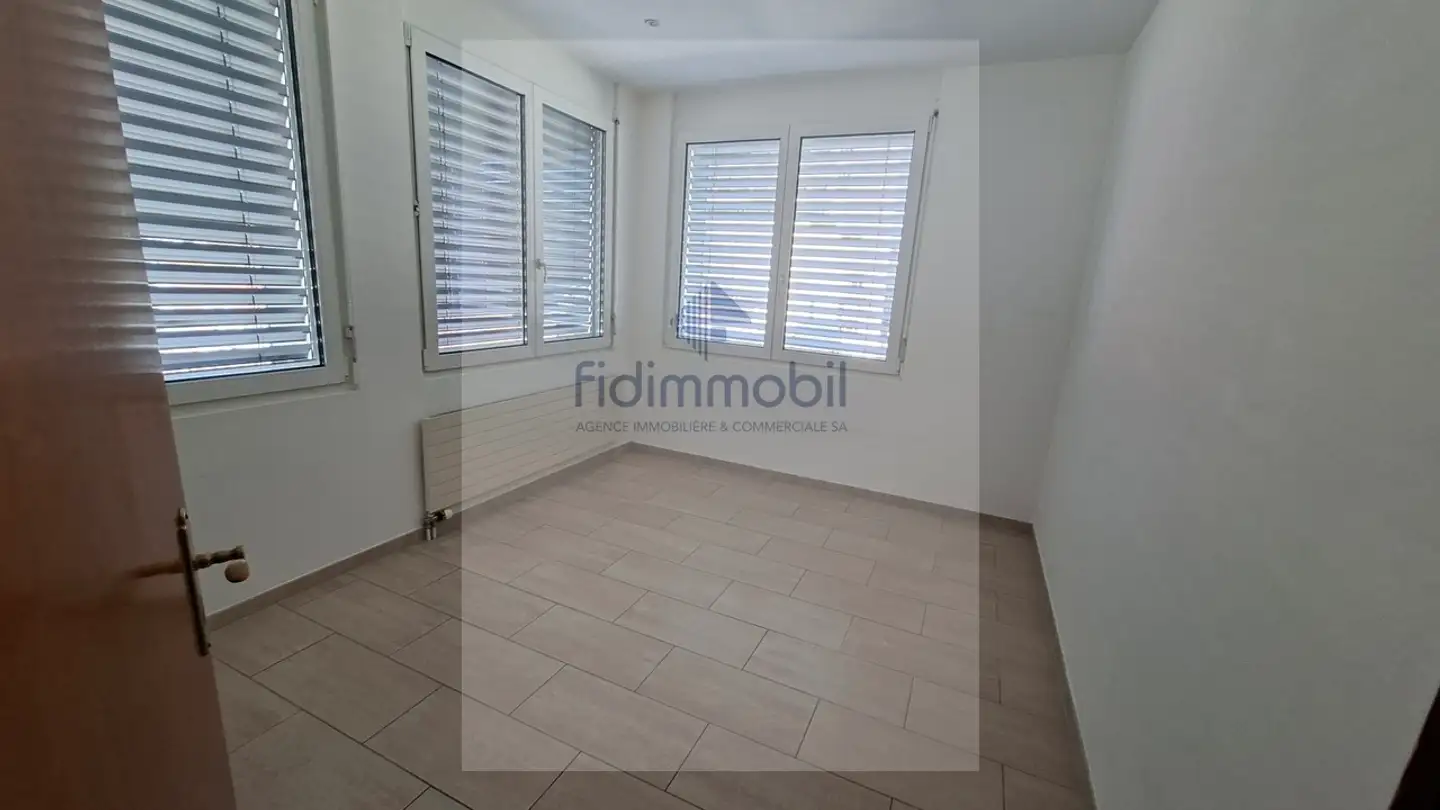 Appartement à louer - Rue Daniel-Jeanrichard, 2300 La Chaux-de-Fonds - Photo 4