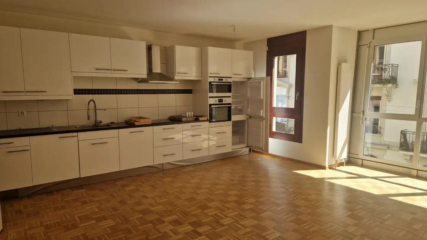 Apartment for rent - Rue Leschot 7, 1205 Genève - Photo 2