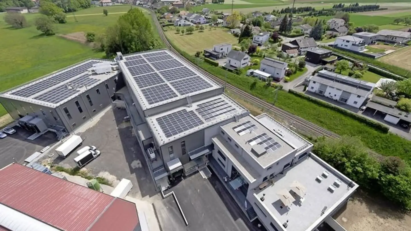 Commercial for rent - Route De Corcelles 86, 1774 Cousset