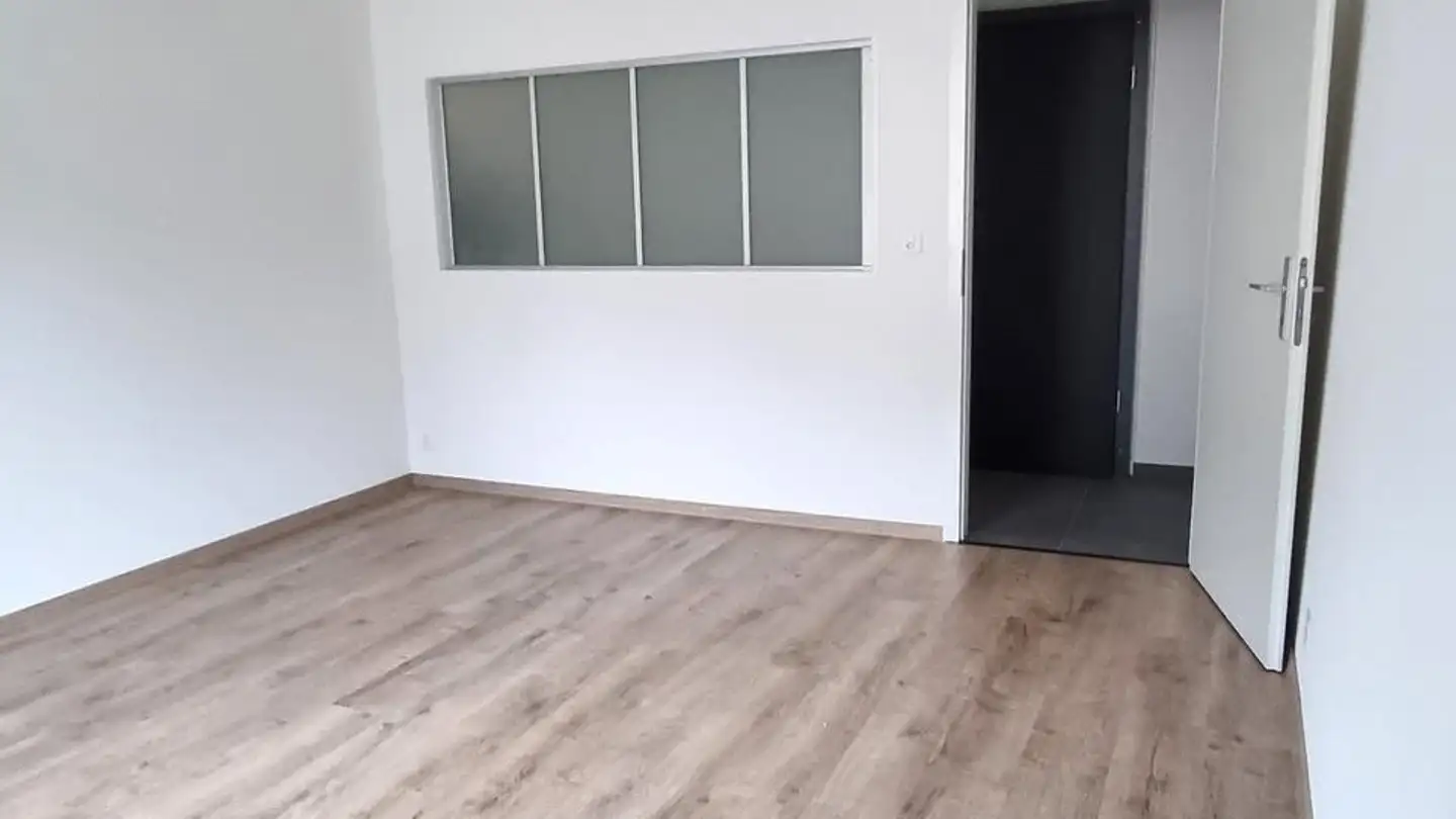 Wohnung mieten - Quartier De La Place 3, 2123 St-Sulpice NE - Foto 2