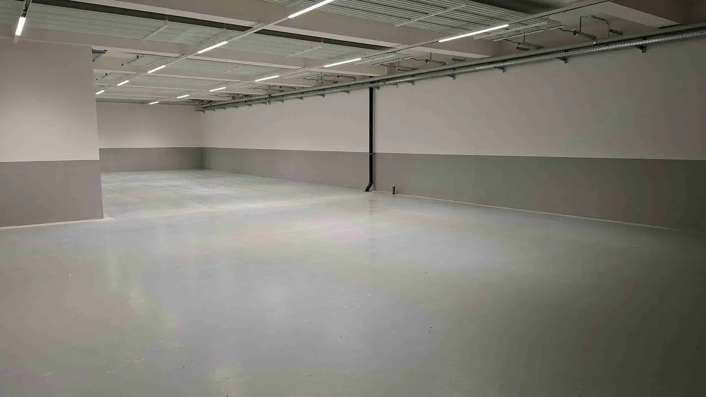 Immeuble industriel à louer - Herrenwisstrasse 20, 8180 Bülach - Photo 2