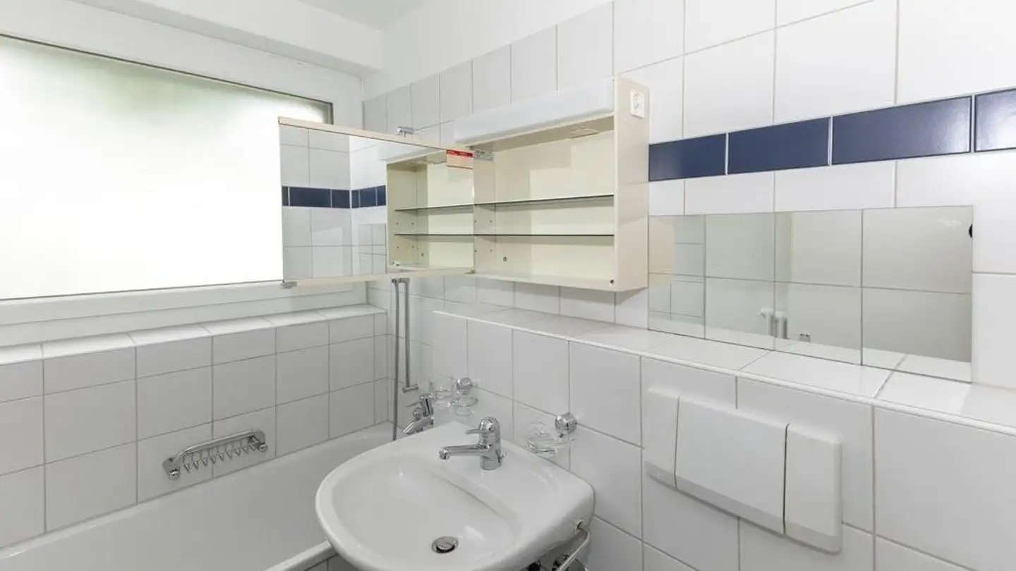 Wohnung mieten - Holderenweg 10, 8134 Adliswil - Foto 3