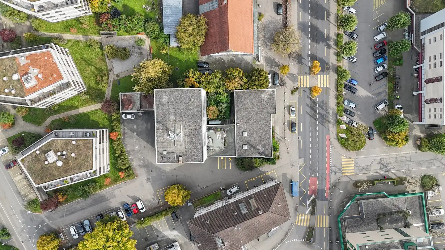 Mischgenutztes Gebäude kaufen - Hauptstrasse 73, 4528 Zuchwil - Foto 3