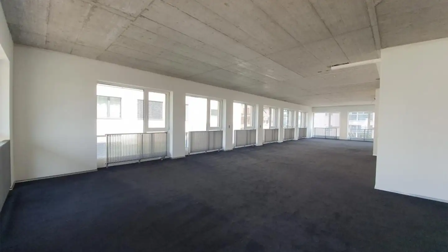 Commercial for rent - Bahnhofstrasse 57, 6403 Küssnacht am Rigi - Photo 2