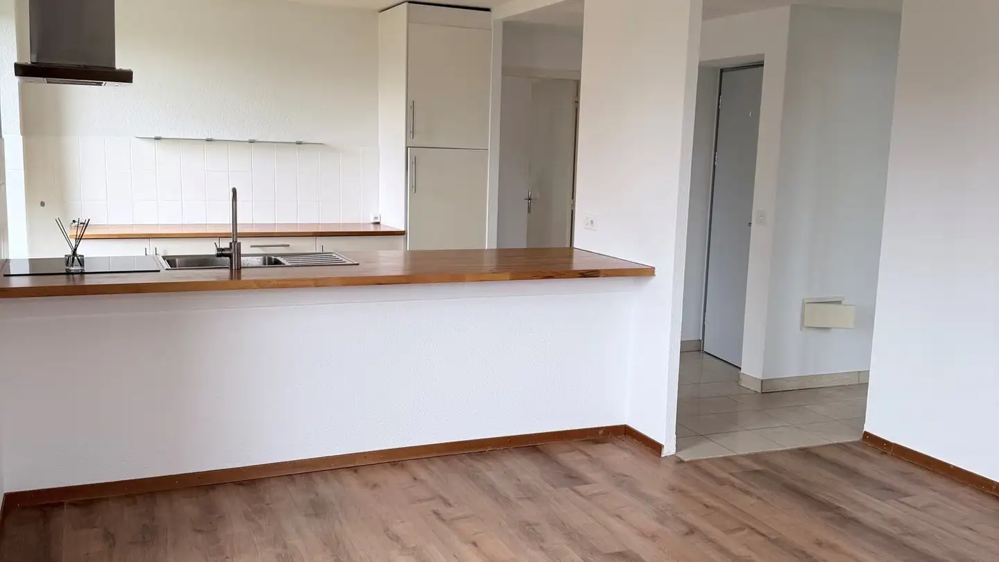 Wohnung mieten - Grand-Rue 43, 2054 Chézard-St-Martin - Foto 4