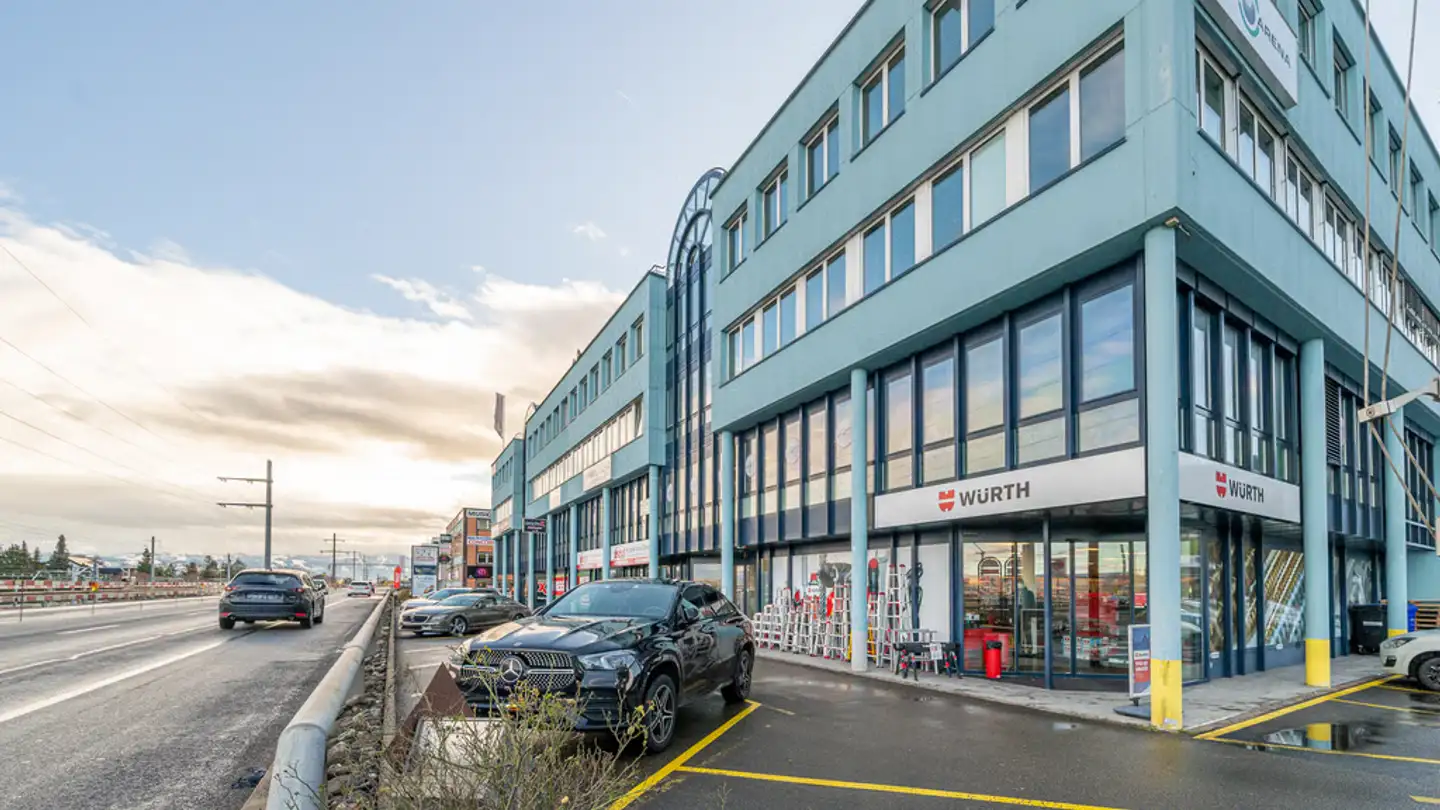 Bureau à louer - Churerstrasse 160a, 8808 Pfäffikon SZ - Photo 4