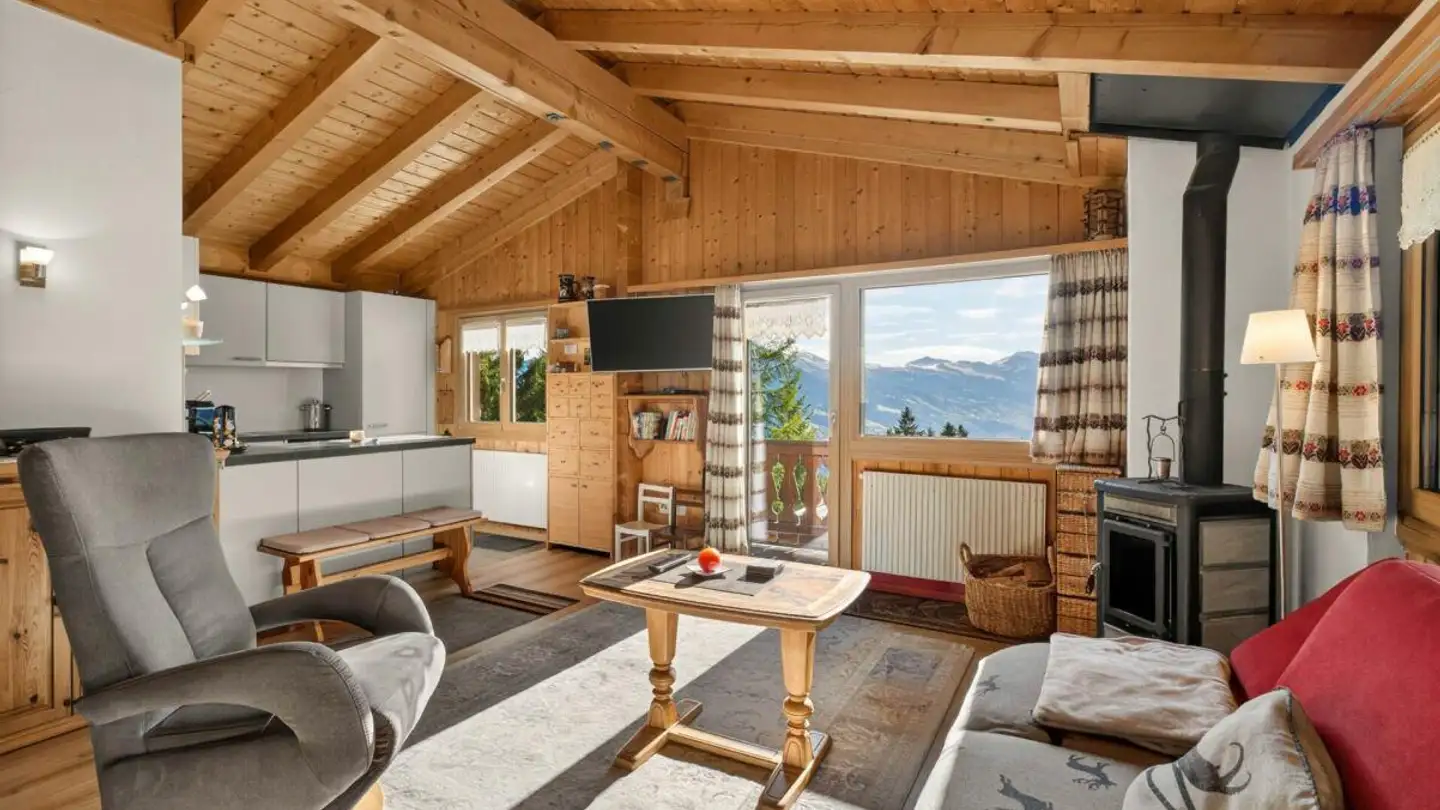 Chalet kaufen - Farnusweg 95, 7074 Malix - Foto 2