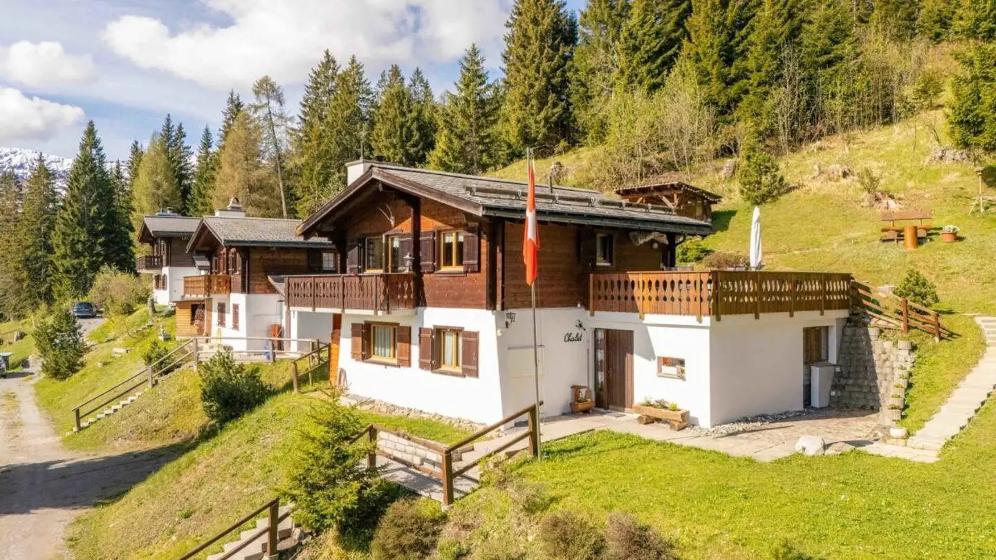 Chalet kaufen - Farnusweg 95, 7074 Malix
