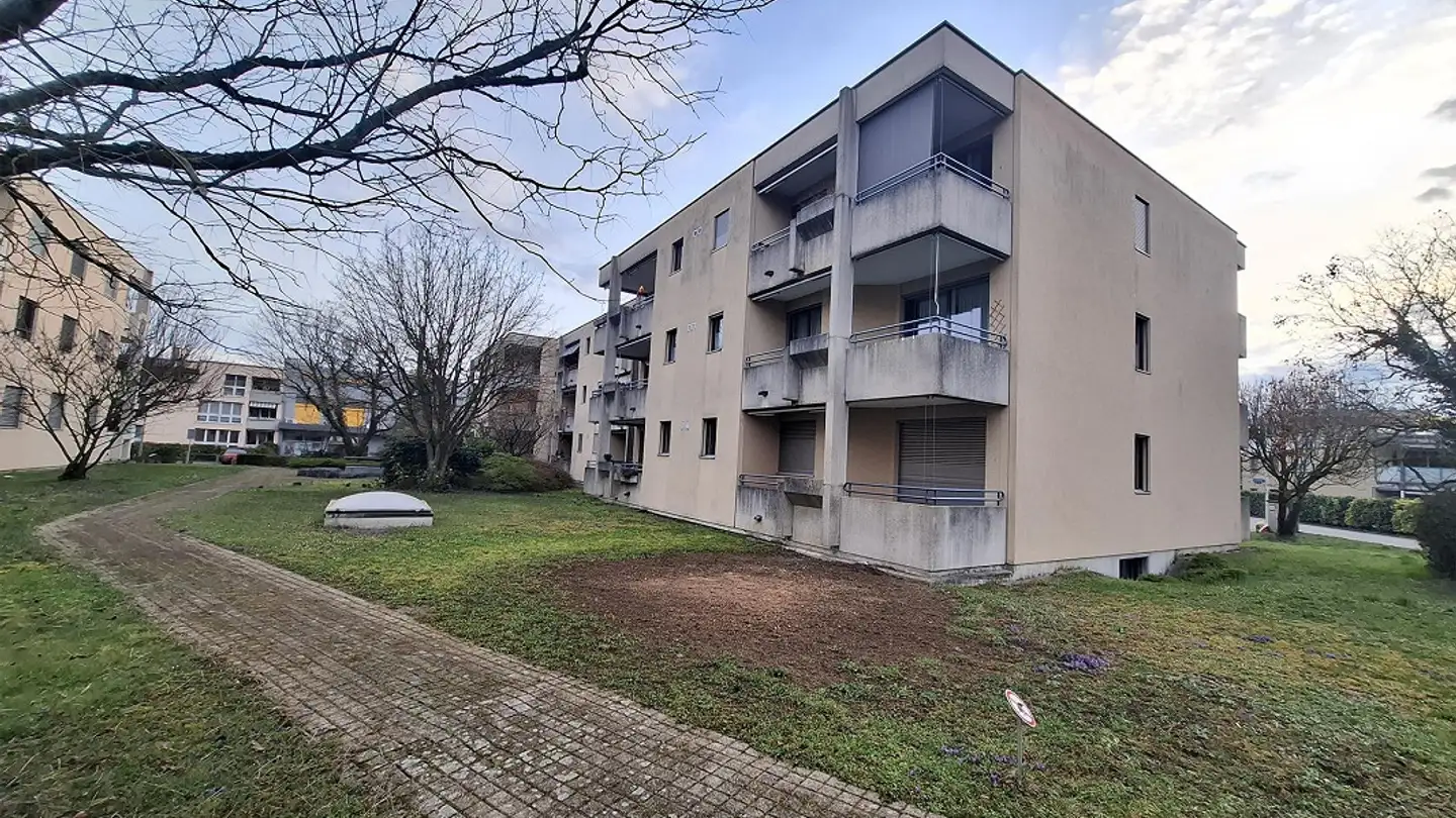 Appartement à louer - Leuweg 1, 4153 Reinach BL