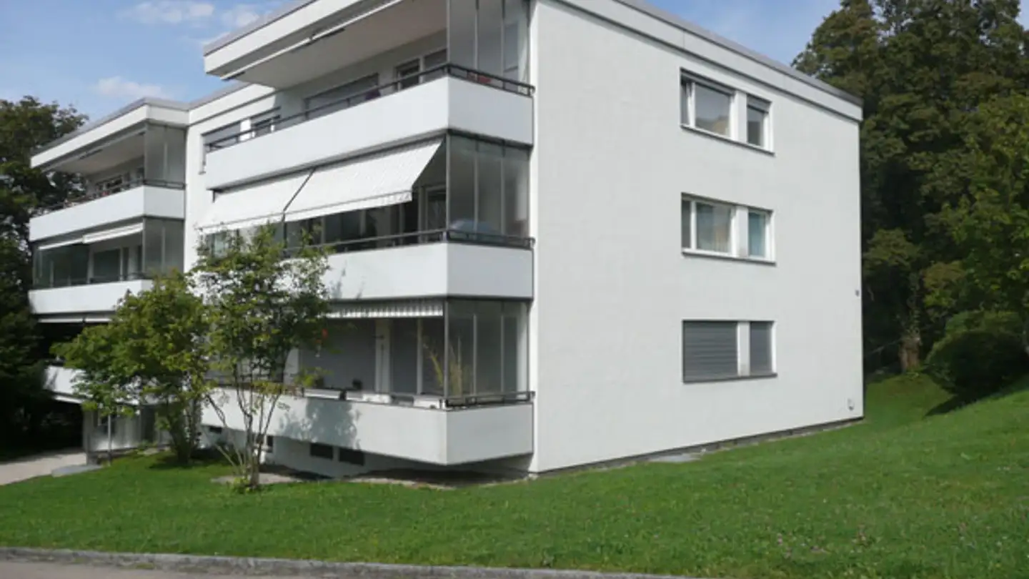 Tiefgaragenstellplatz mieten - Im Glockenacker 47, 8053 Zürich