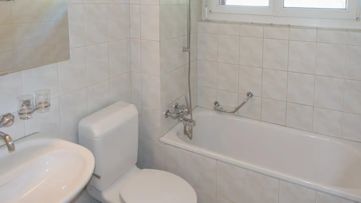Wohnung mieten - Neuhaus 1d, 8753 Mollis - Foto 4